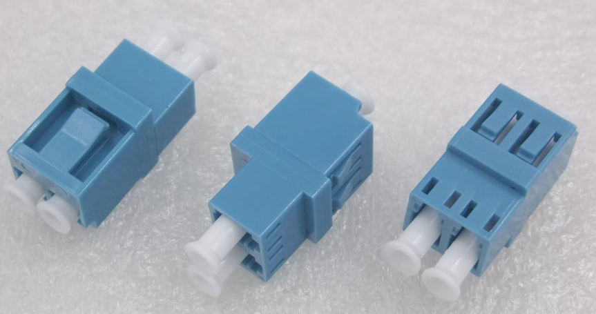 Adapter duplex LC/UPC (blauw zonder flange) - voor outlets